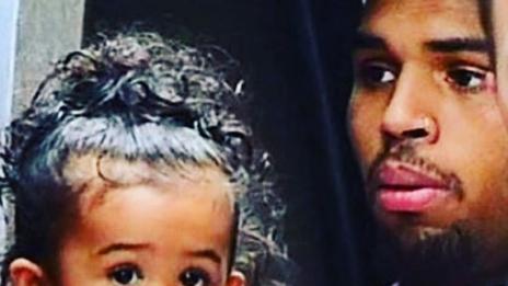 Крис Браун нае 5 бодигарда да го пазят от бившата му