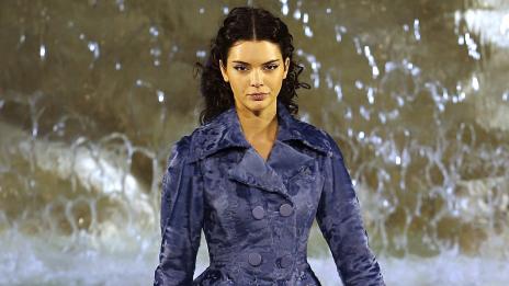 Висша мода 2016: 90 години Fendi