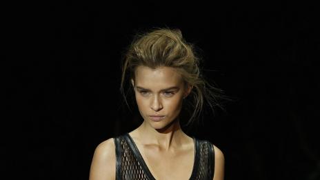 Аксесоарите на Том Форд за  лято 2014 са в калейдоскопи и кожа