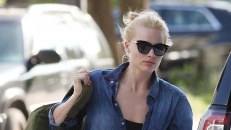 Марго Роби е сключила тайно брак?