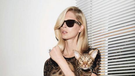 Една жена с много лица