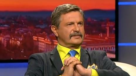 Чар или бедствие: Милен Цветков с мустаци