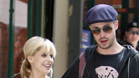 Надникнете в имението на Сара Мишел Гелар и Фреди Принц Джуниър