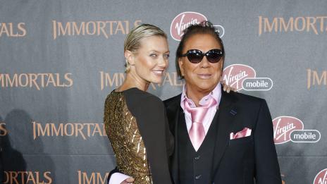 Мики Рурк влиза в ролята на гей ръгбист догодина