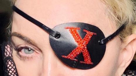 Под прикритие – Мадона с бурка