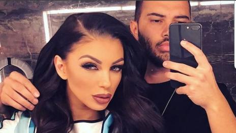 Емануела подхлъзна феновете, че е бременна