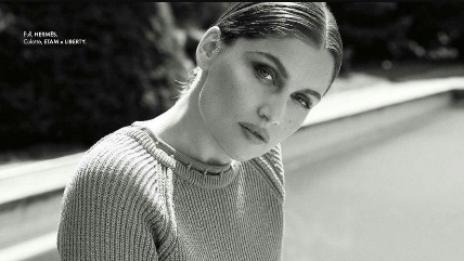 Летисия Каста - все по-привлекателна с годините