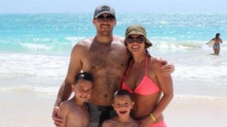 Бритни Спиърс показва семейно щастие в Хавай