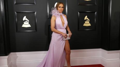 Джей Ло, Адел и Риана – най-стилни на „Грами“