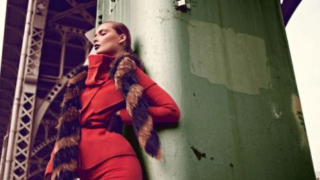 Най-после:  без кожени дрехи