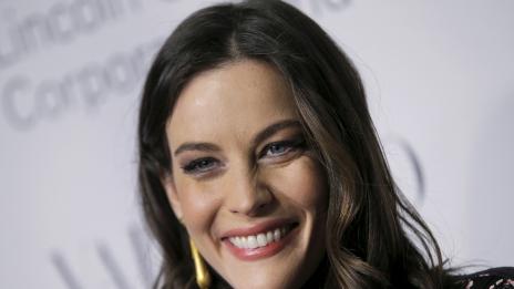 Триковете за красота на звездите: Лив Тайлър