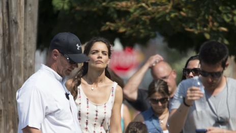 Сури Круз си счупи ръката