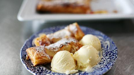 Видео рецепта: Ябълков тарт