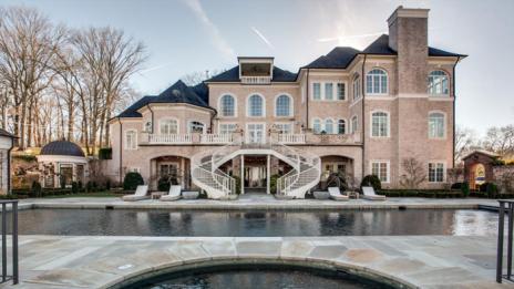 Кели Кларксън продаде луксозно имение за 9 милиона долара