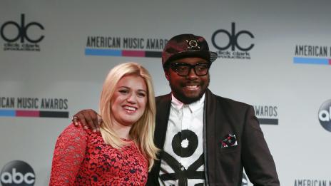 Кели Кларксън очаква първото си дете