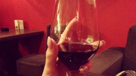 4 причини да си търсите гадже, което пие червено вино