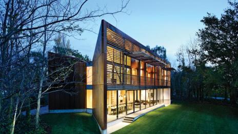 Модерна къща от дърво