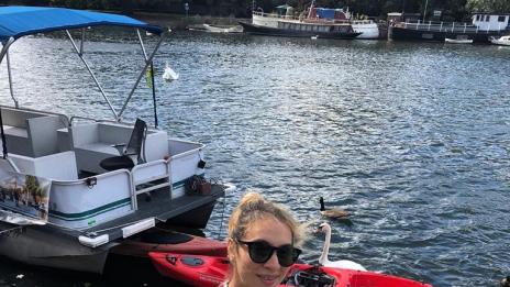 Любов от тризначките очаква първото си дете