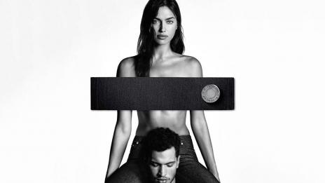 Ирина Шейк... само по деним