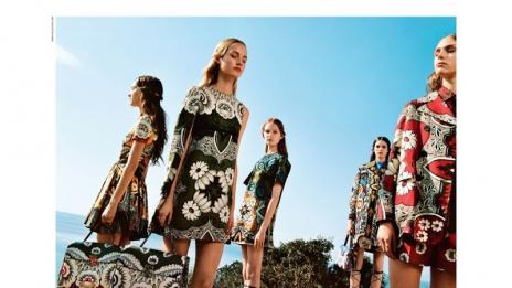 Морски русалки на плажа