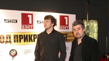 „Под прикритие” на американския пазар