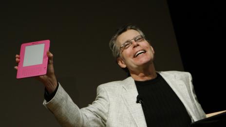 Стивън Кинг номиниран  за най-лошо описан секс