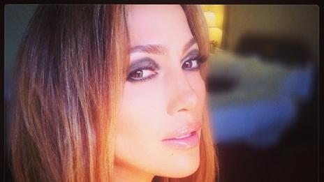 Хората прекарват повече време в социалните мрежи, отколкото в леглото