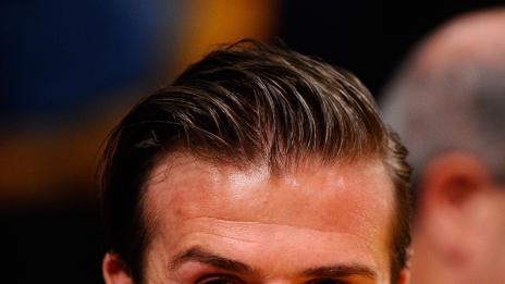 Дейвид Бекъм катастрофира