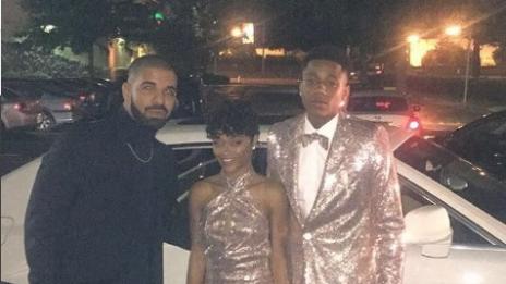 На бал: Дрейк топи женските сърца, кавалерства на братовчедка!