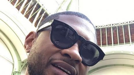 Ъшър свали всичко в мрежата