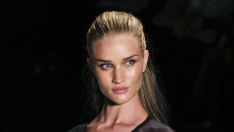 Роузи Хънтингтън-Уайтли в с нова роля на големия екран