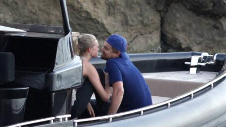 Ди Каприо си изгуби ума по поредната манекенка