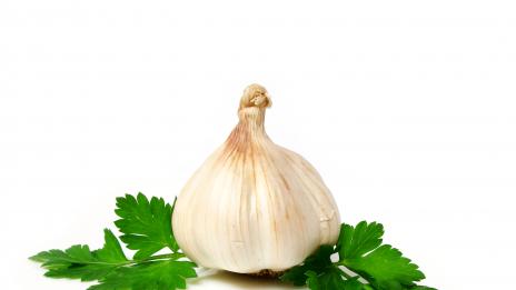 Ябълката премахва дъха на чесън