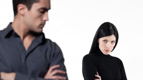 Как да преодолеете ревността във връзката ви?