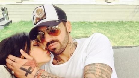 Благо Джизъса се излага в социалните мрежи