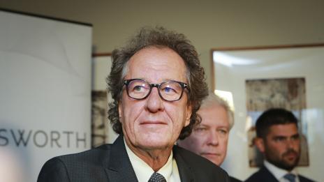 И Джефри Ръш замесен в секс скандал