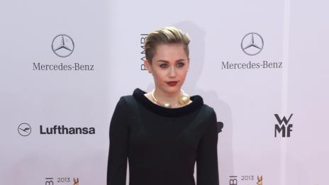 Майли Сайръс пак успя да шокира хората