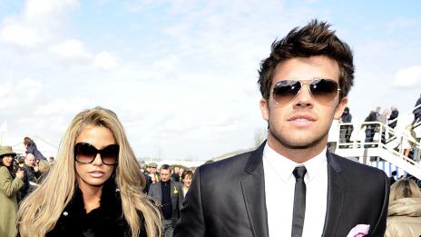 Кати Прайс отново се пробва с албум (видео)