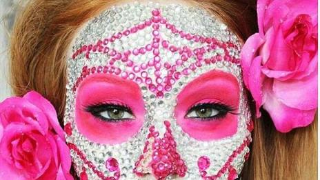 Майсторство на грима всява страх