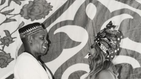 Джей Зи и Бионсе кръстиха близнаците Сър и Руми?