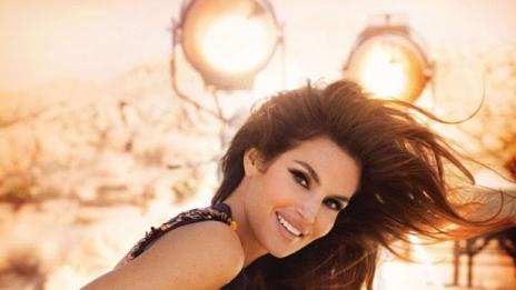 Синди Крауфорд доказва класата си отново