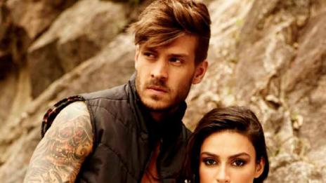 Облечи се в Coca Cola