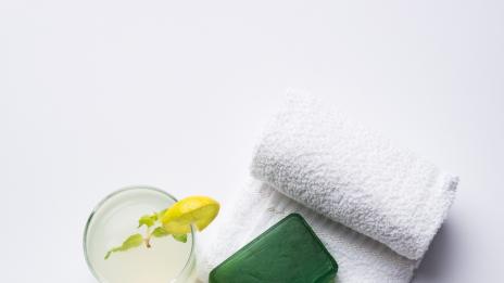 Как да намалите бръчките с алое вера?