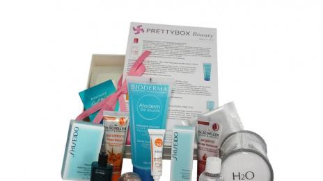 Поглезете се с хубава козметика, защото го заслужавате!