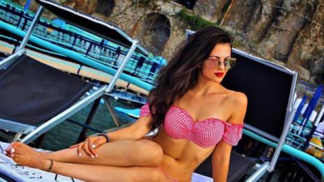 Райна демонстрира топформа от Италия