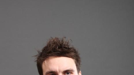 Присаждане на мустаци за по-голяма мъжественост