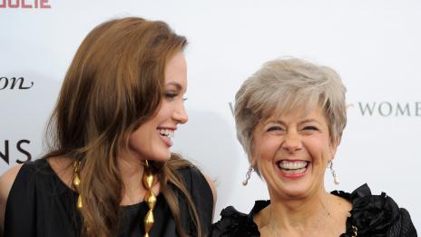 Джоли бясна на бъдещата си свекърва