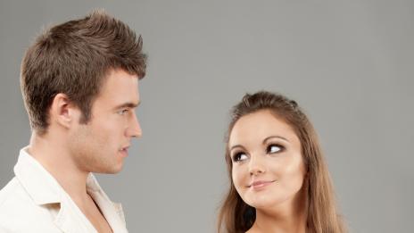 Как жената преценява мъжа по невербалните му сигнали