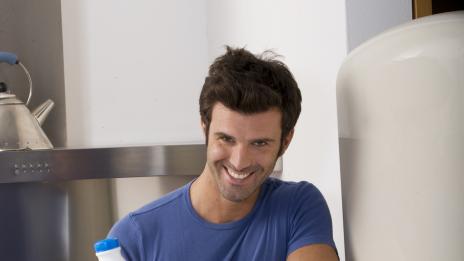 Защо нощното хранене може и да е полезно