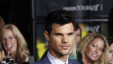 Тейлър Лотнър ще си има восъчно копие